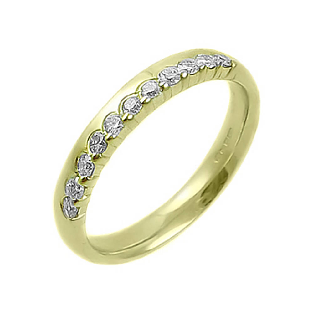18k yellow gold brilliant cut diamond wedding ring
Carat: Total diamond weight 0.27cts
Metal: 18k yellow gold