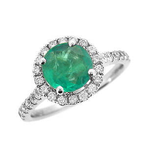 Emerald and diamond cluster ring with diamond shoulders in 18 ct white gold