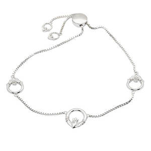Silver Chain 3 Claddagh Bracelet