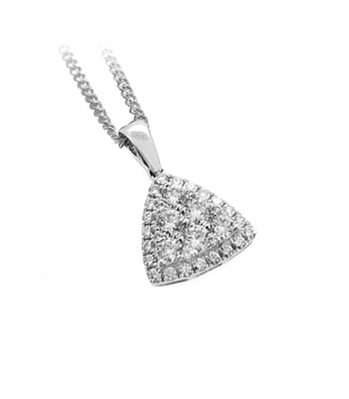 18k white gold brilliant cut diamond cluster pendant on 18k white gold 18” chain
DETAILS
Carat: total diamond weight 0.62cts
Pendant length 1.6cm Pendant width 1.2cm