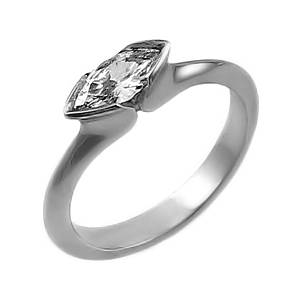 Single stone marquise diamond solitaire ring in platinum