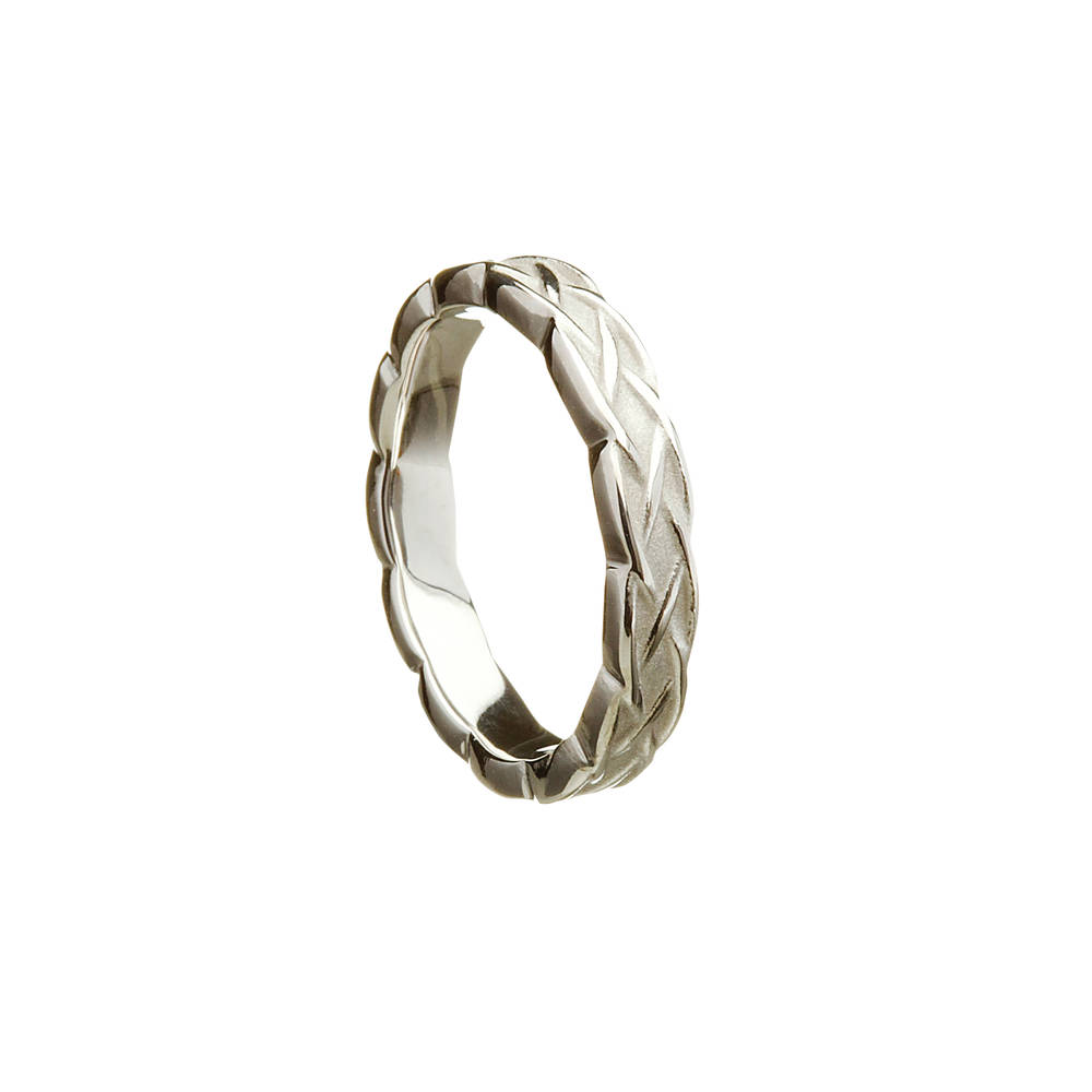 14 carat White Gold 3.7Mm Heavy Celtic Knot Wedding Band