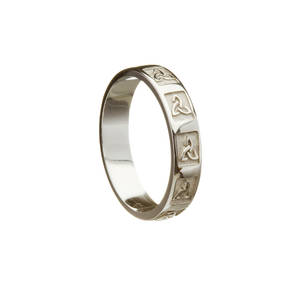 Silver raised trinity knots in frames man's ring 5.3mm wide approx.