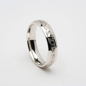 14 carat white gold man's  D Celtic claddagh ring 