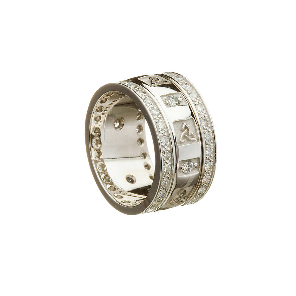 14 carat white gold and diamond Celtic trinity knot design wedding band