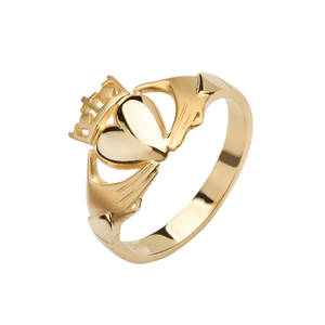 10ct Gold Elegant Claddagh Ring