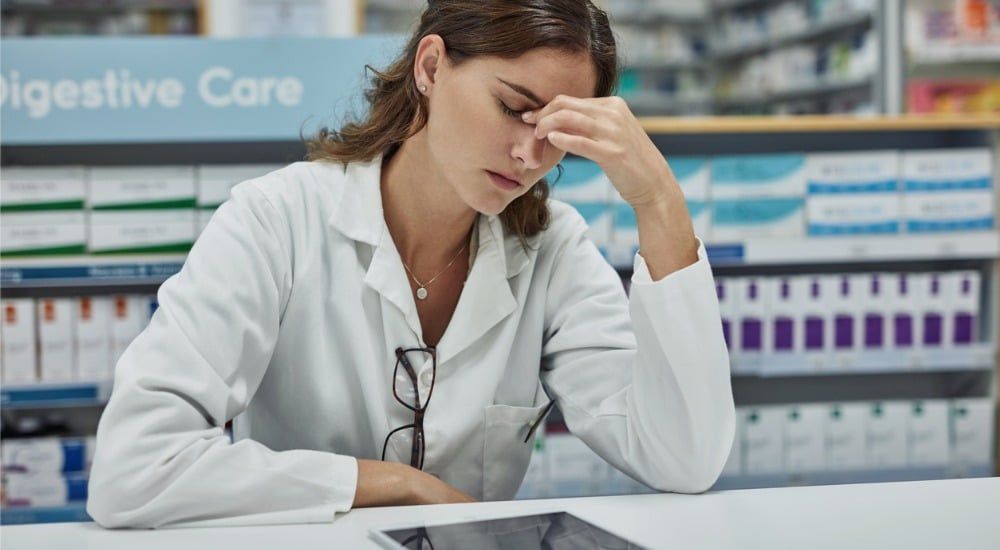 Pharmacien stressé