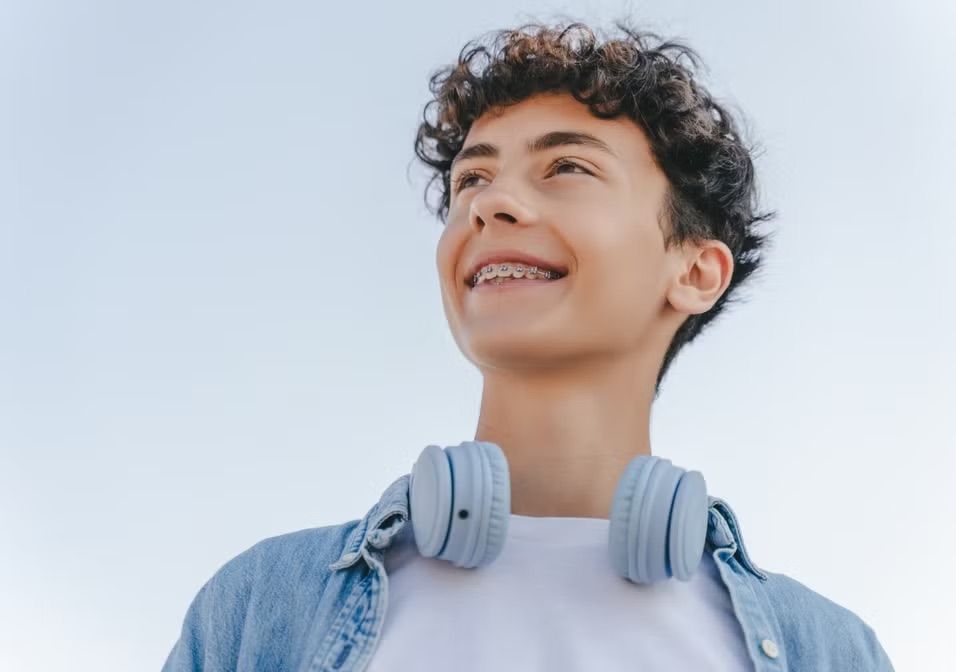 teen-smiling