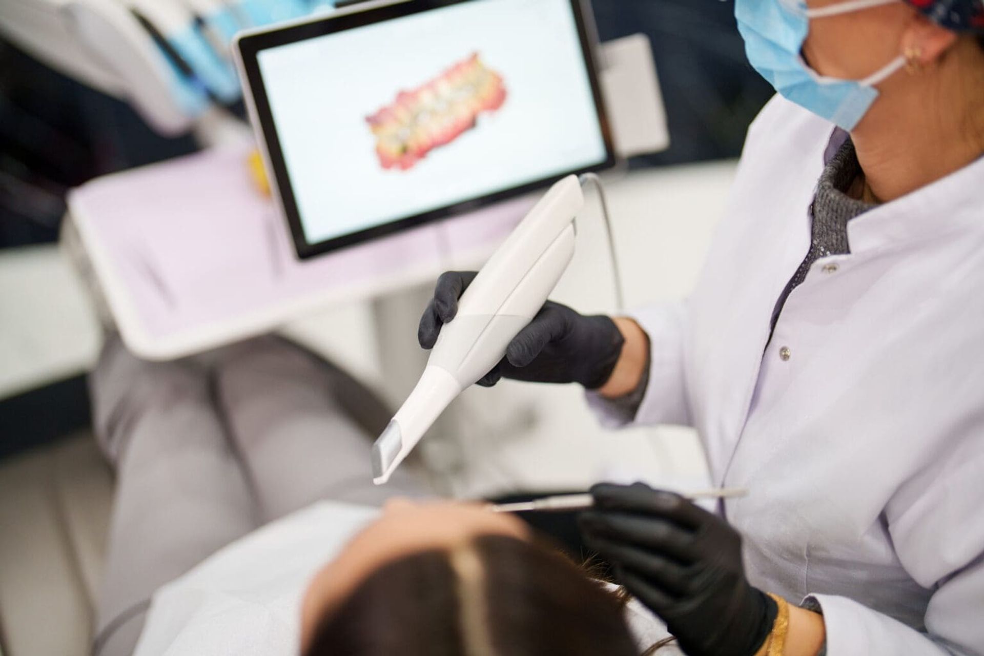 dentist-scanning