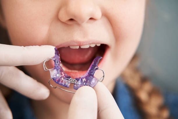 card-dental-plates