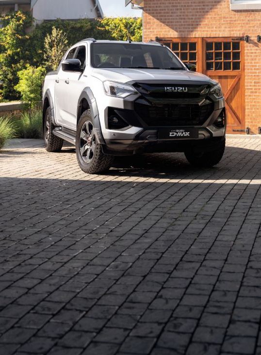 ISUZU Double Cab