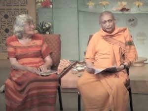 06-20 Swami with President Joan Chadbourne