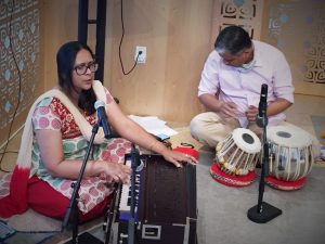 07-24 07-24 Anindita & Tushar Offer a Devotional Song