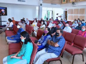 08-29 Devotees and Audience