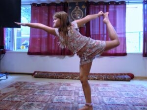 08-17 Children's Camp: Yoga with Chet