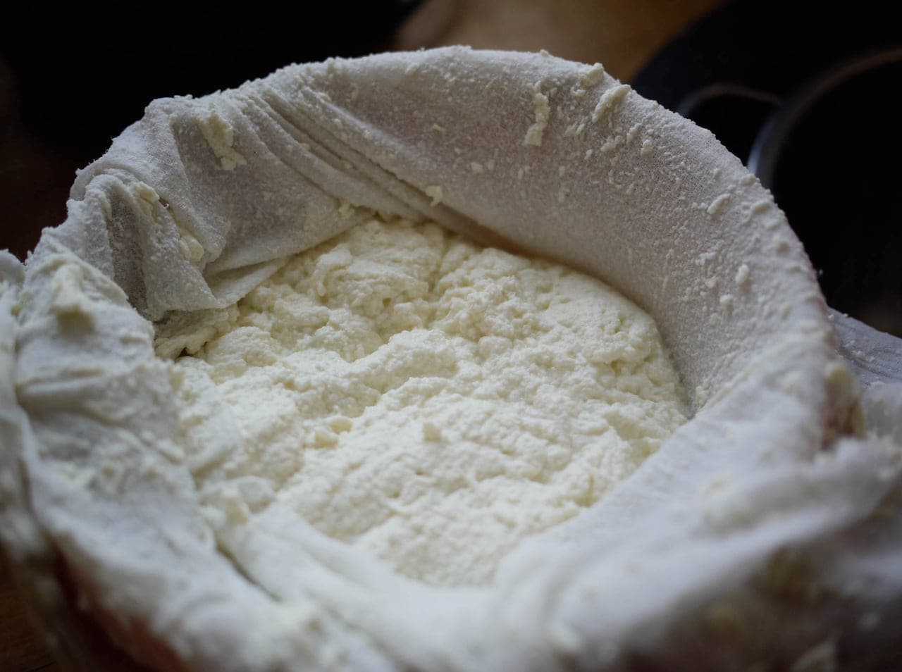 La preparazione della ricotta