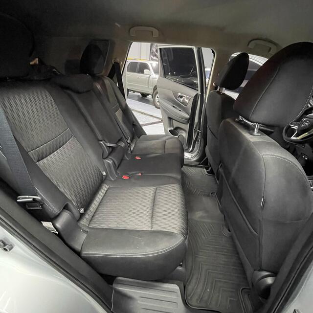 car-img-8