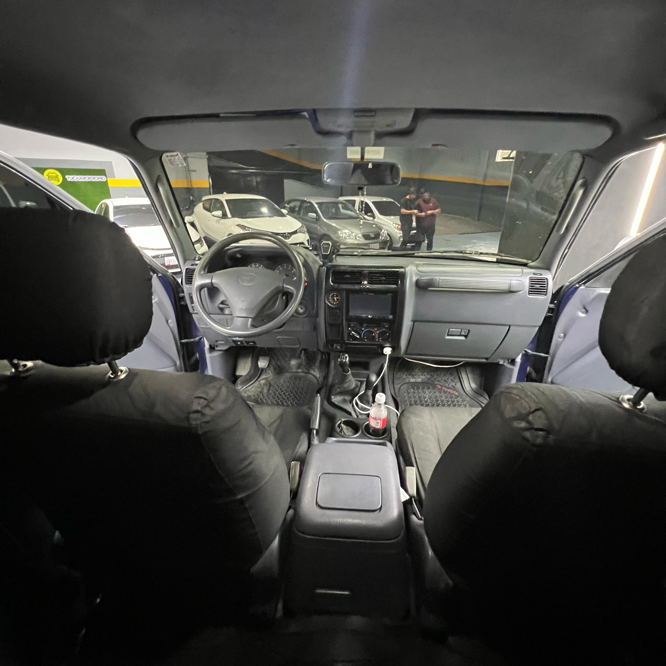car-img-6