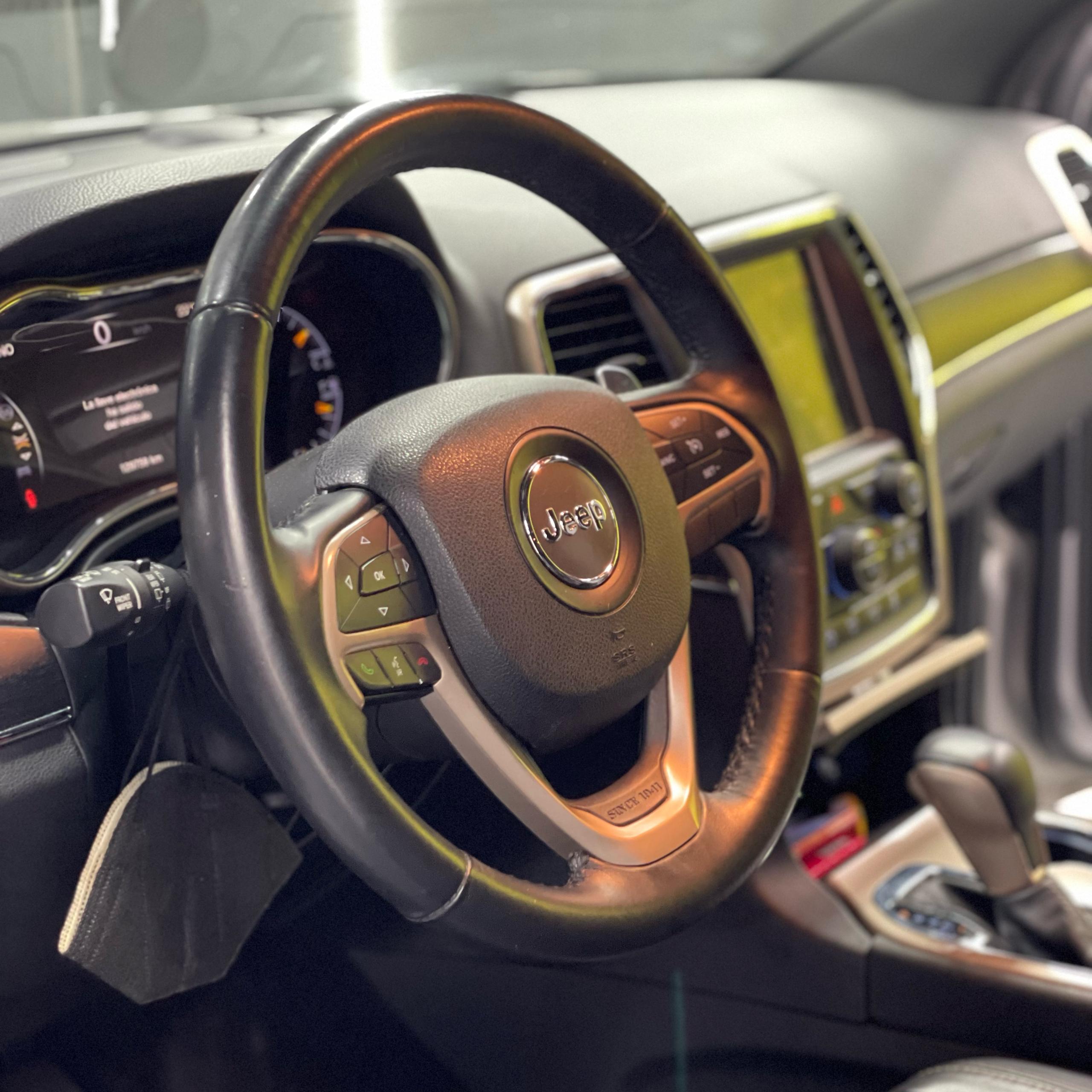 car-img-8