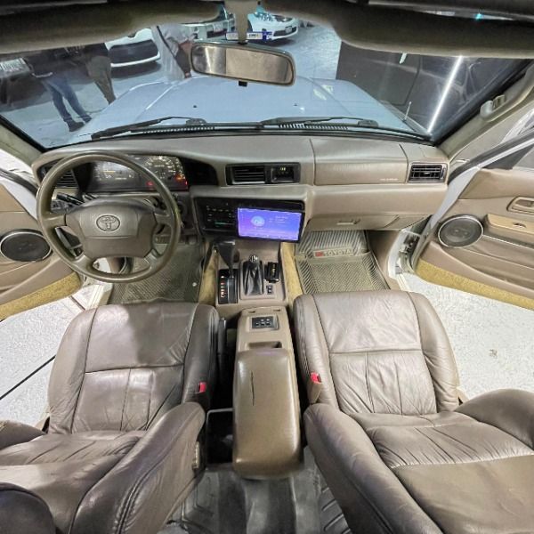 car-img-3