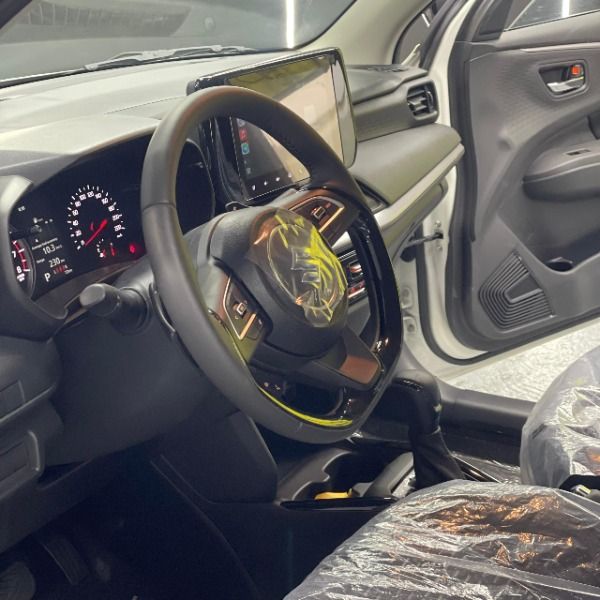 car-img-2