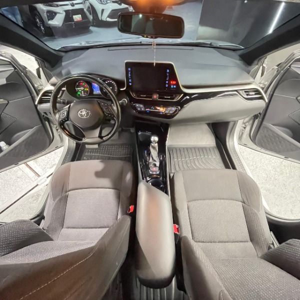car-img-3