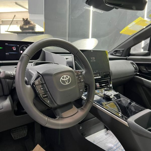 car-img-2