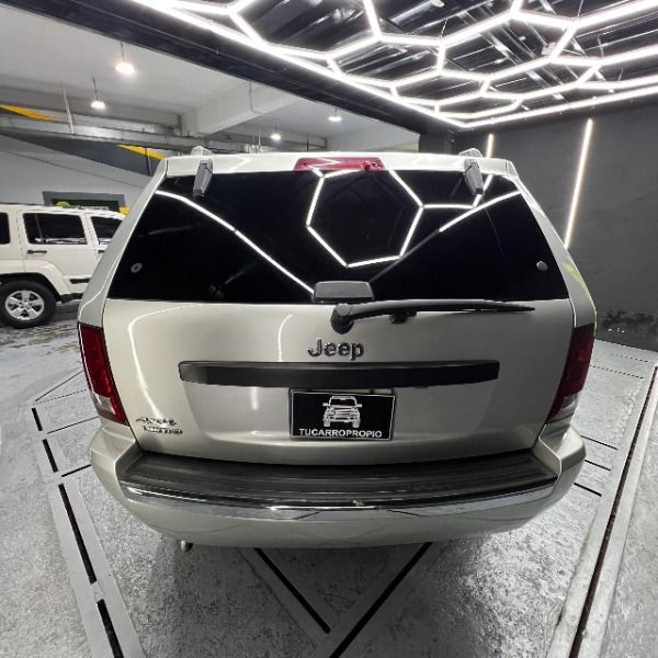 car-img-3