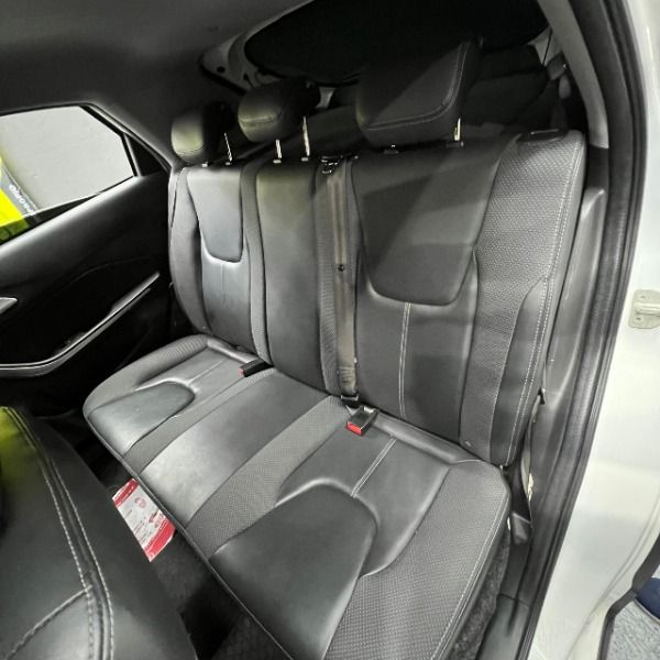 car-img-7