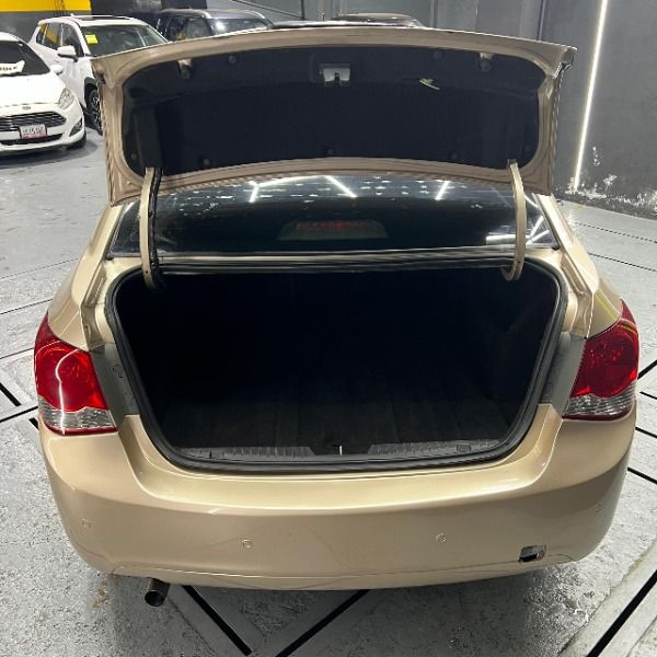 car-img-5