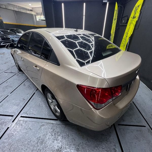 car-img-2