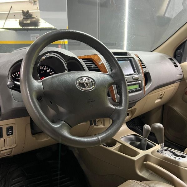 car-img-9