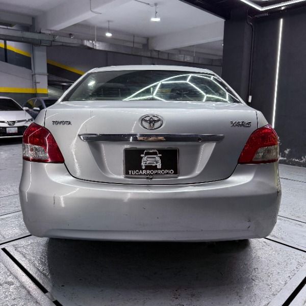 car-img-2