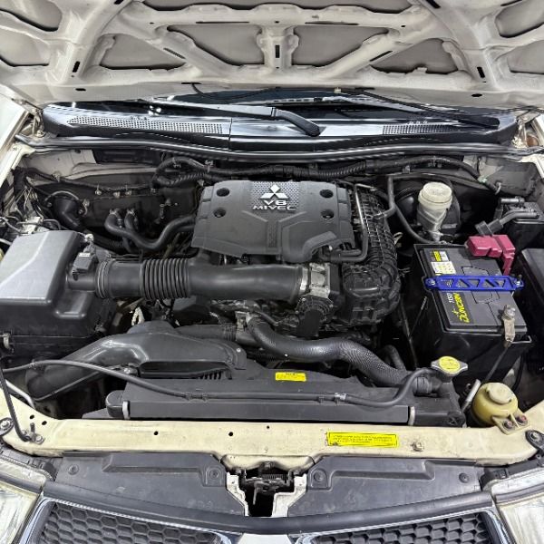 car-img-9