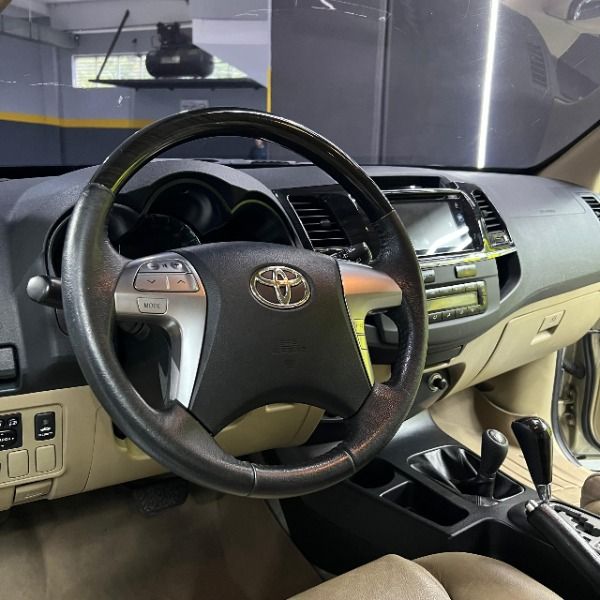 car-img-5