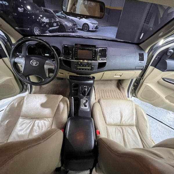 car-img-8