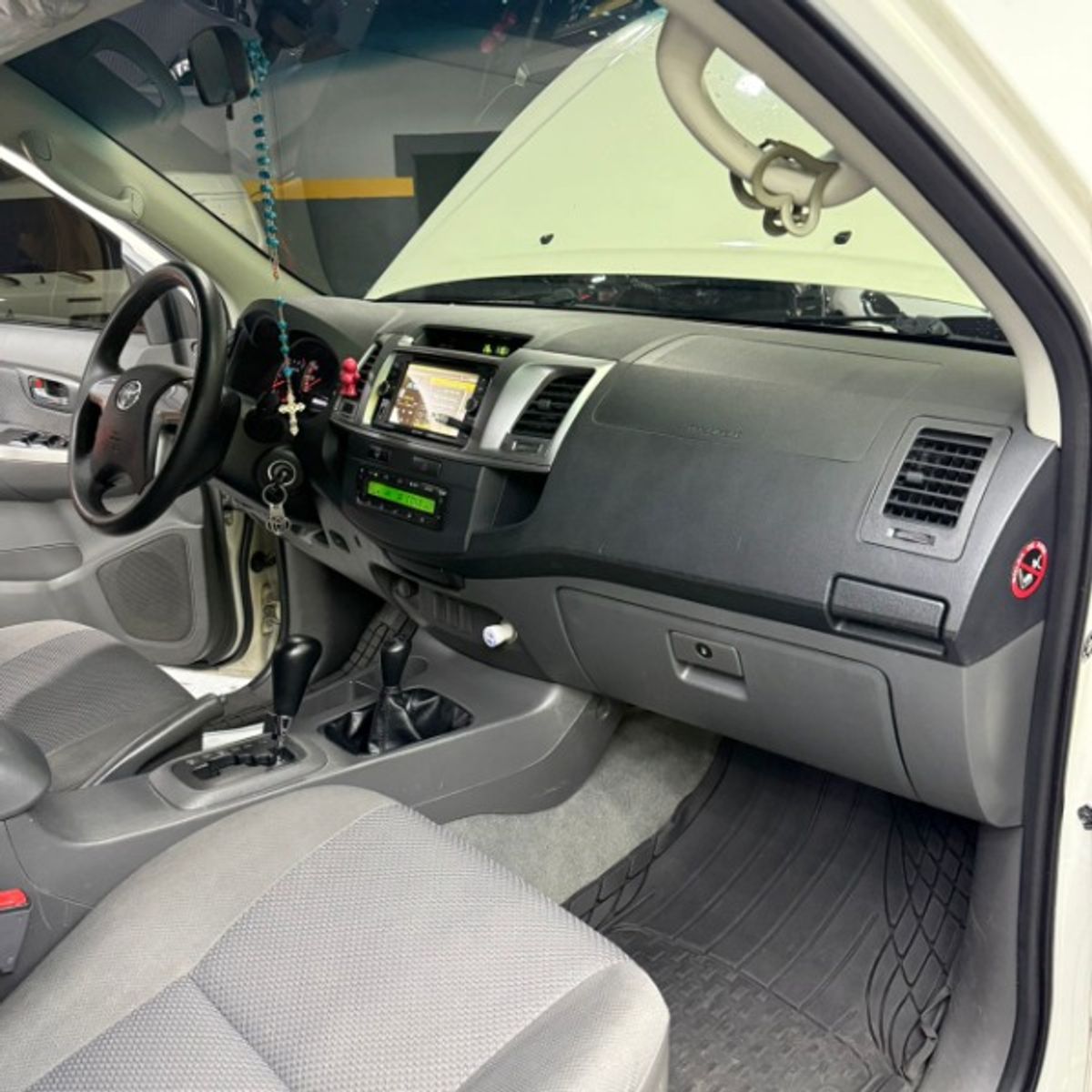 Foto 7 de Toyota Hilux Kavak