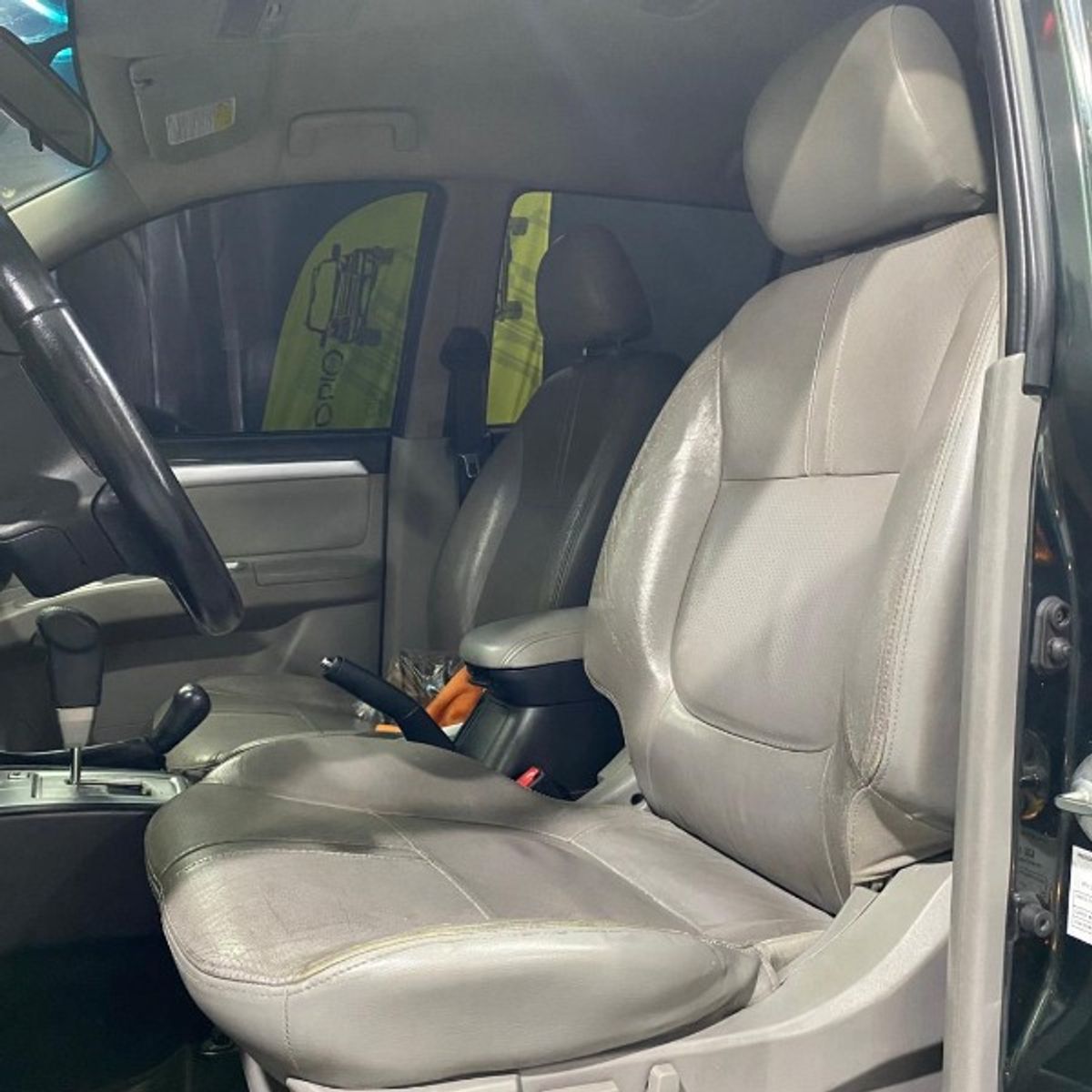 Foto 7 de Mitsubishi Montero Sport GLS
