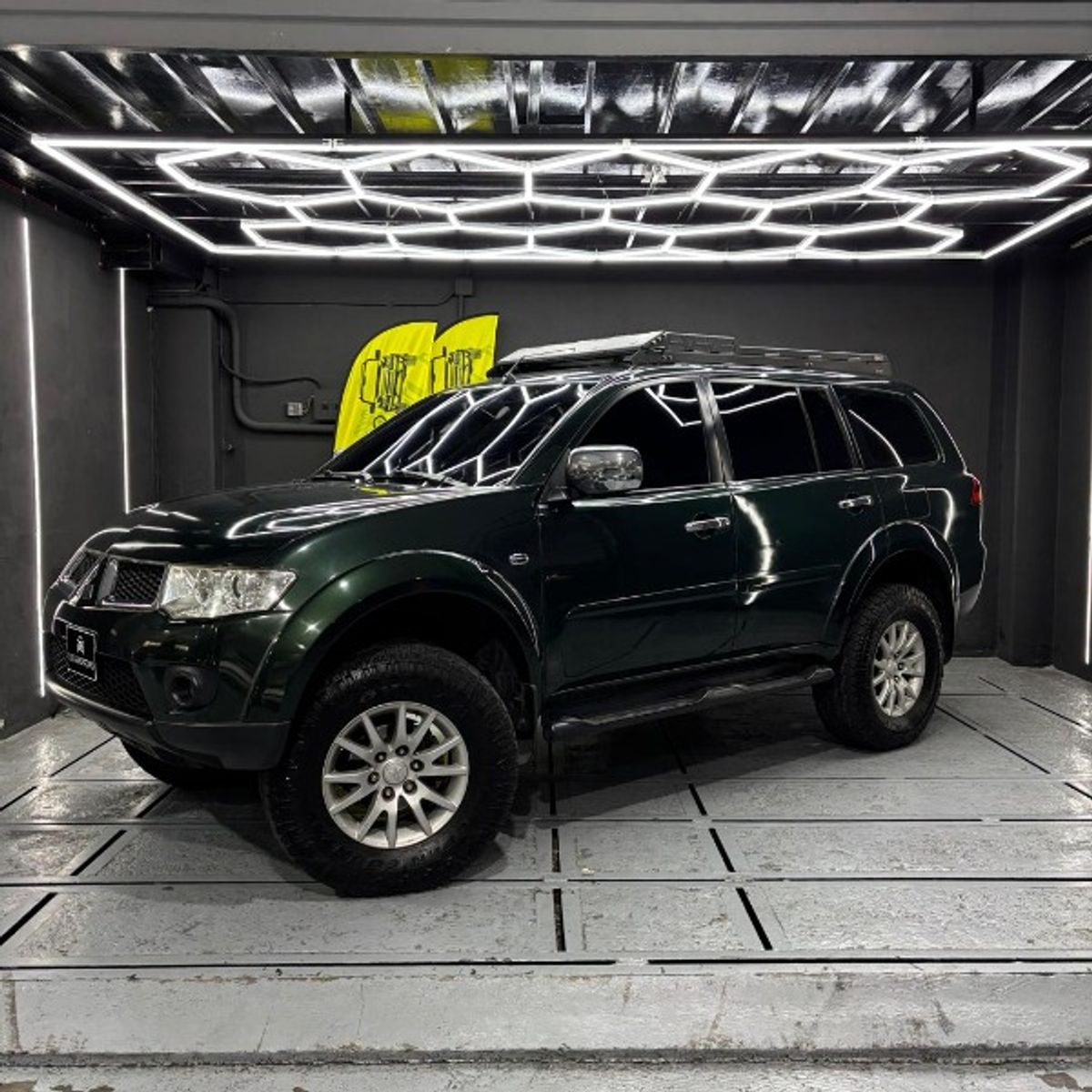 Foto 1 de Mitsubishi Montero Sport GLS