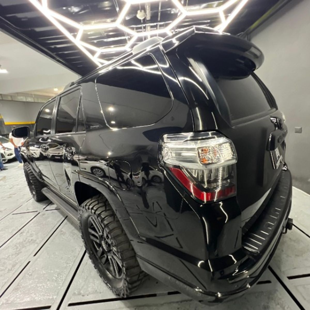 Foto 3 de Toyota 4Runner Night Shade