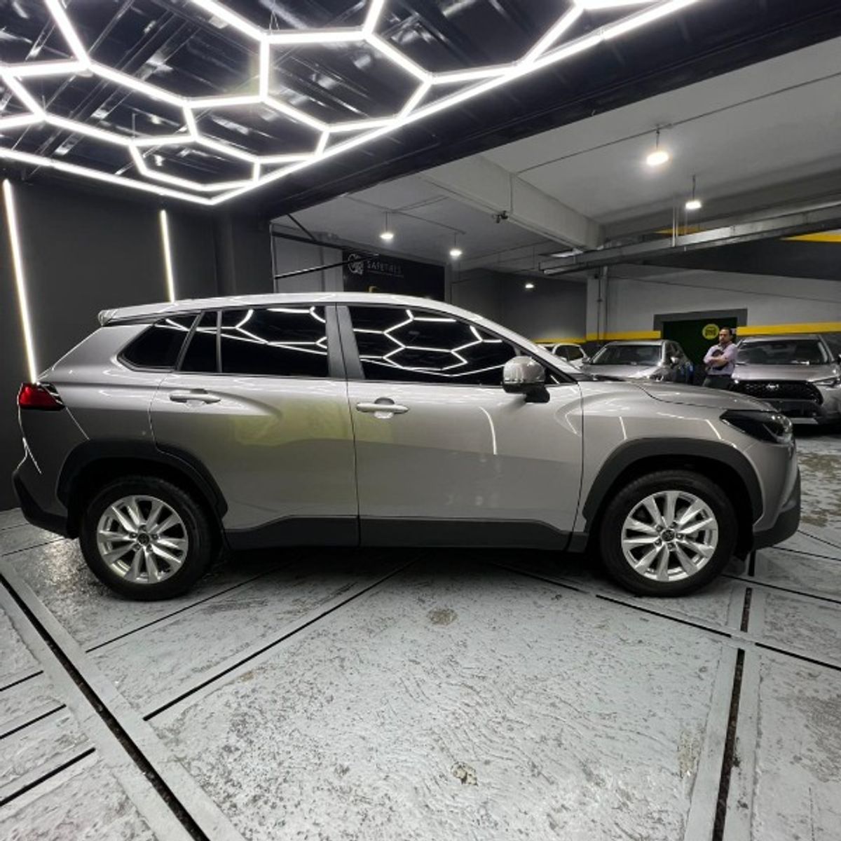 Foto 4 de Toyota Corolla Cross Elite