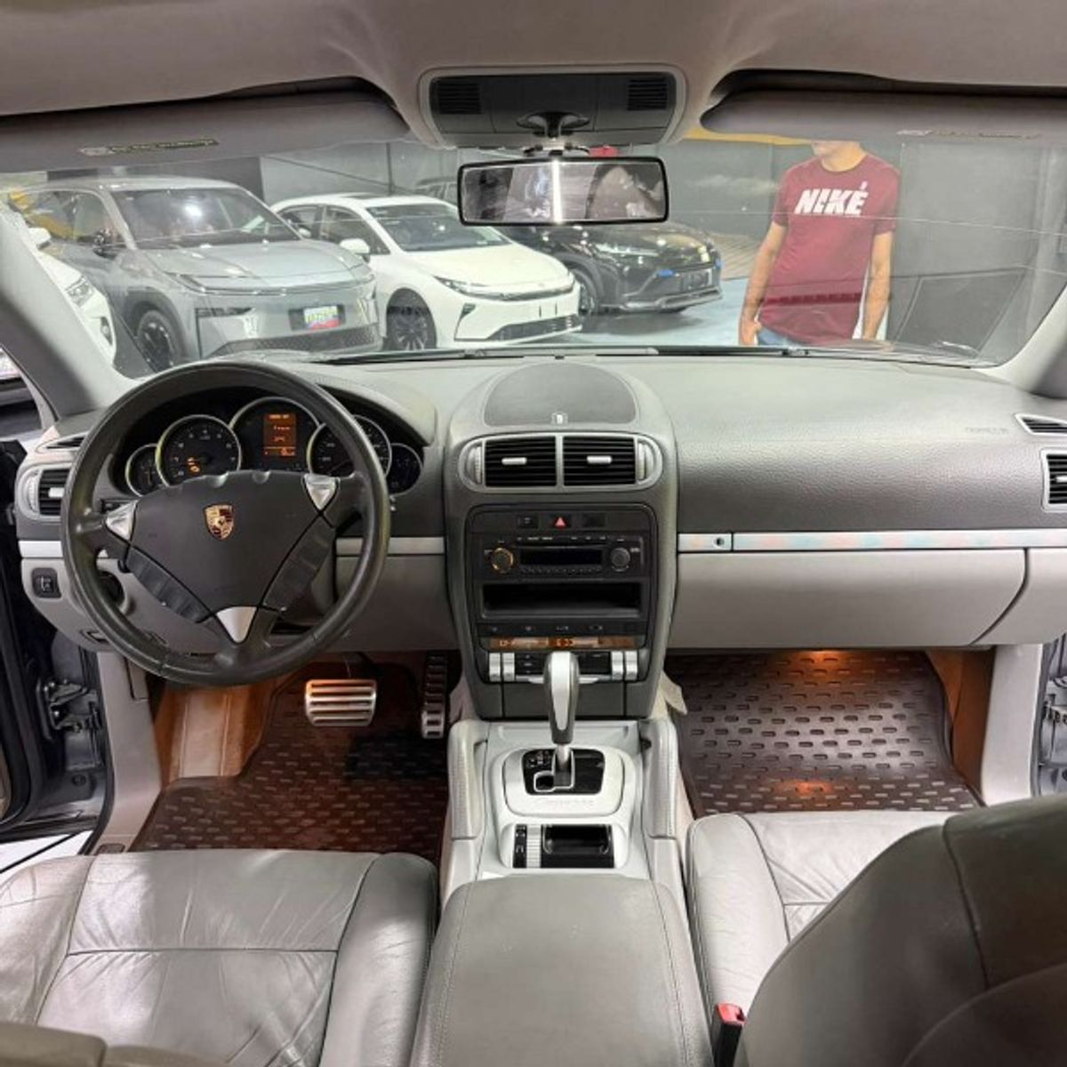 Foto 6 de Porsche Cayenne 4.5
