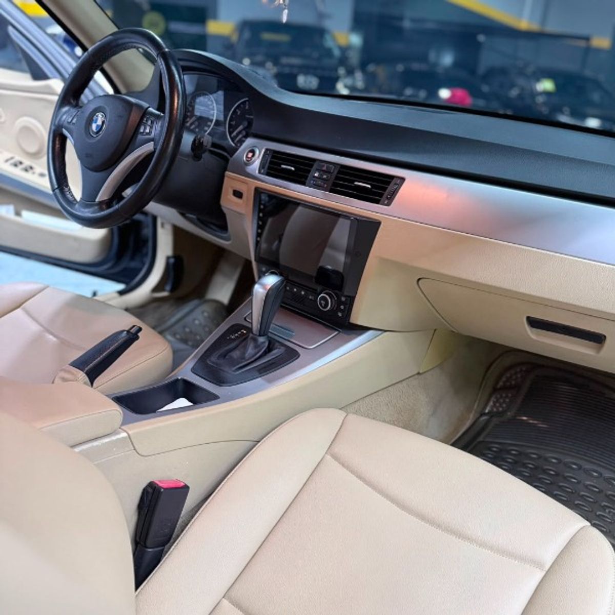 Foto 8 de BMW 320i