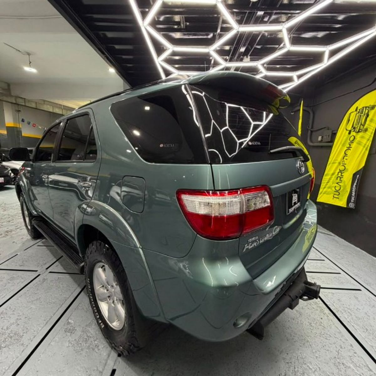 Foto 3 de Toyota Fortuner SR