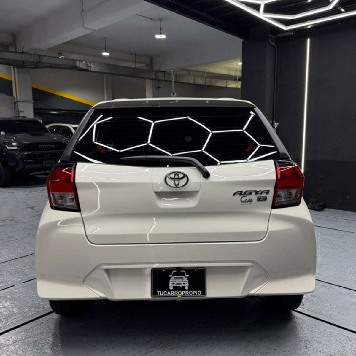 Foto 3 de Toyota Agya  G