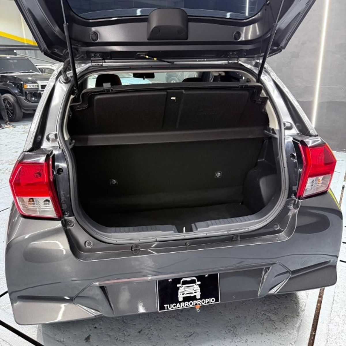 Foto 5 de Toyota Agya  G