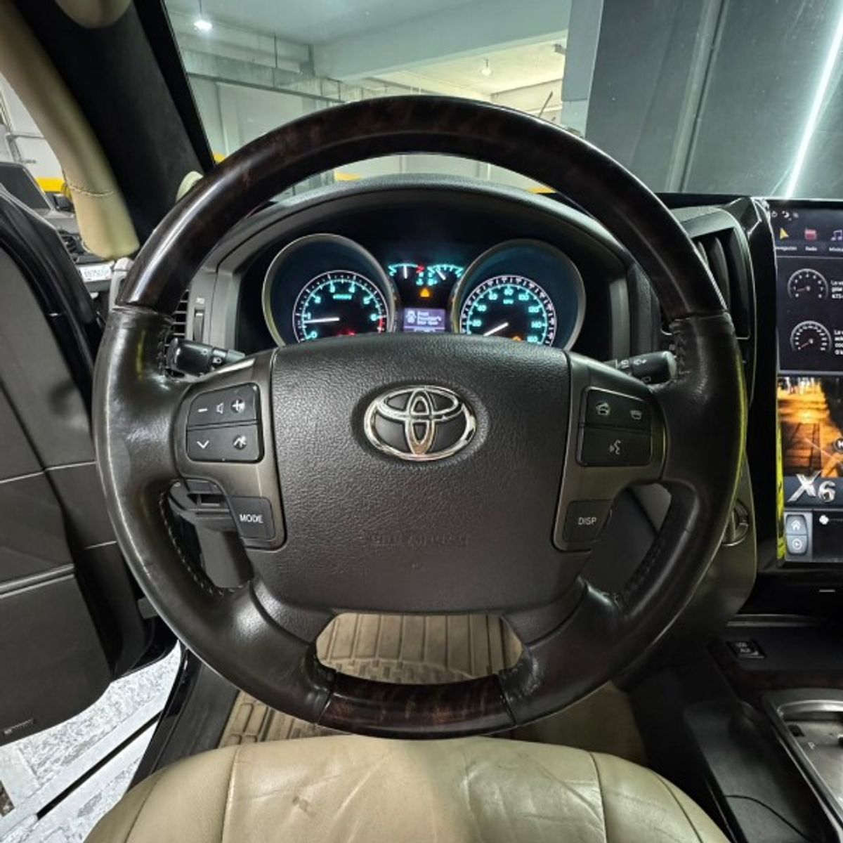 Foto 9 de Toyota Land Cruiser Roraima