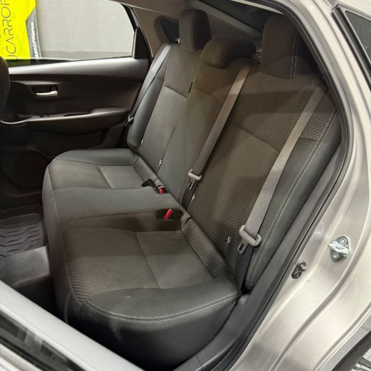 Foto 9 de Toyota Yaris E