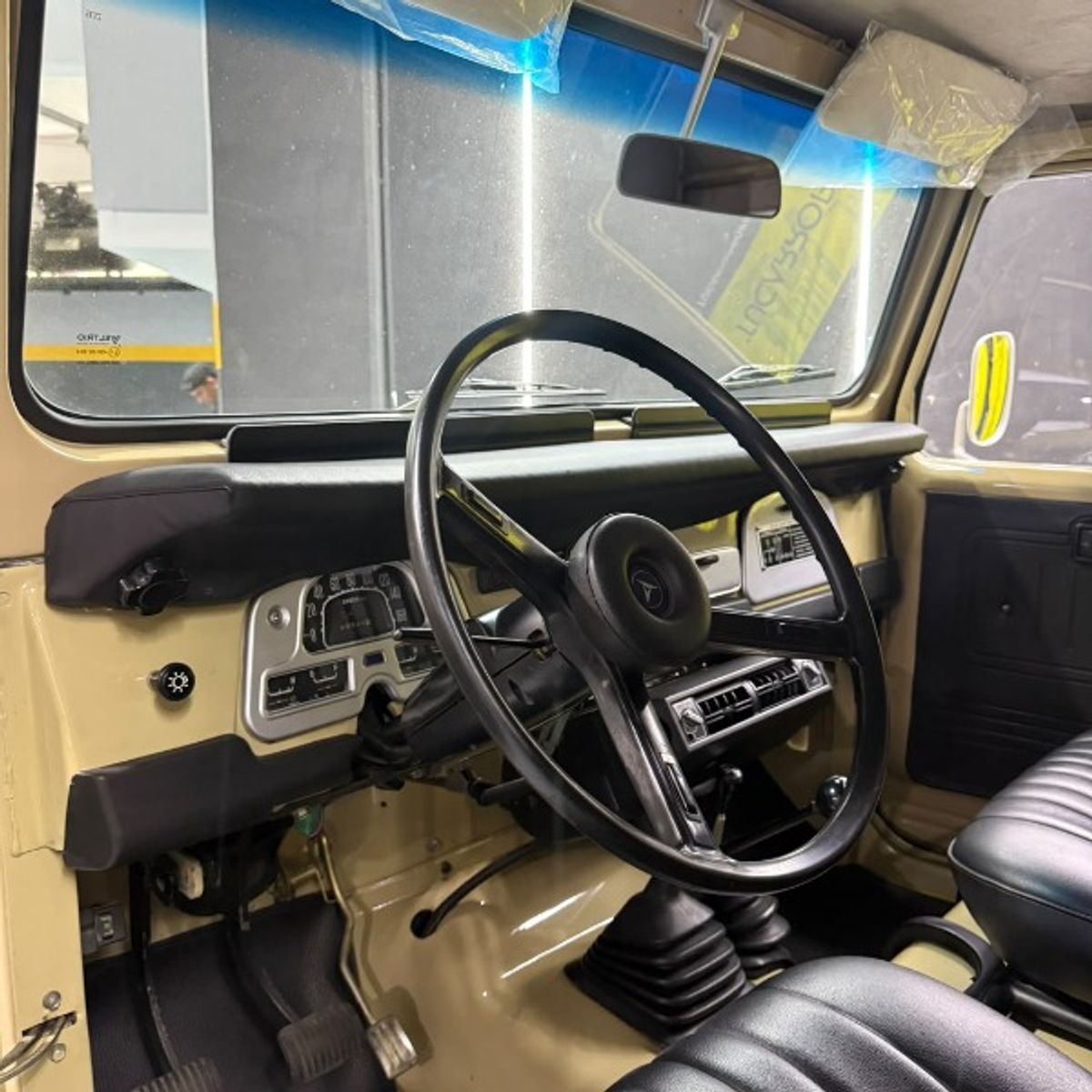 Foto 7 de Toyota FJ 40
