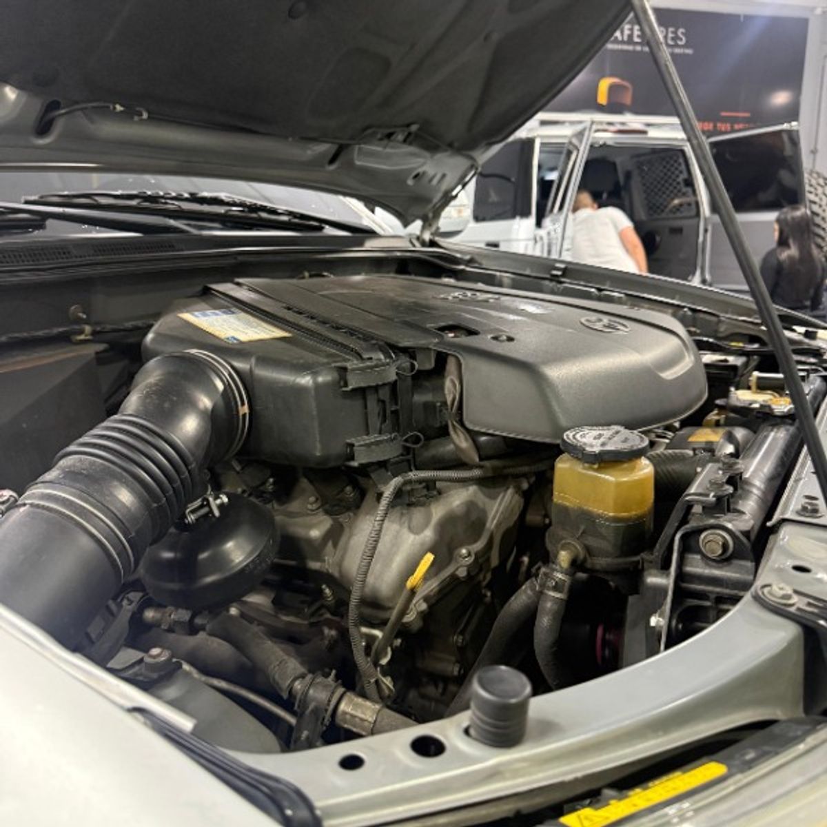 Foto 12 de Toyota Fortuner SR